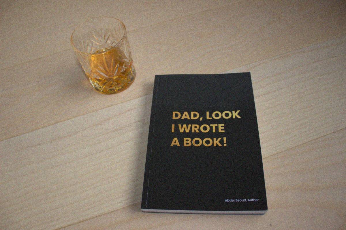 The front cover of Dad, Look – I Wrote A Book!
